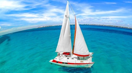 AVENTURAS CATAMARAN 48 FT