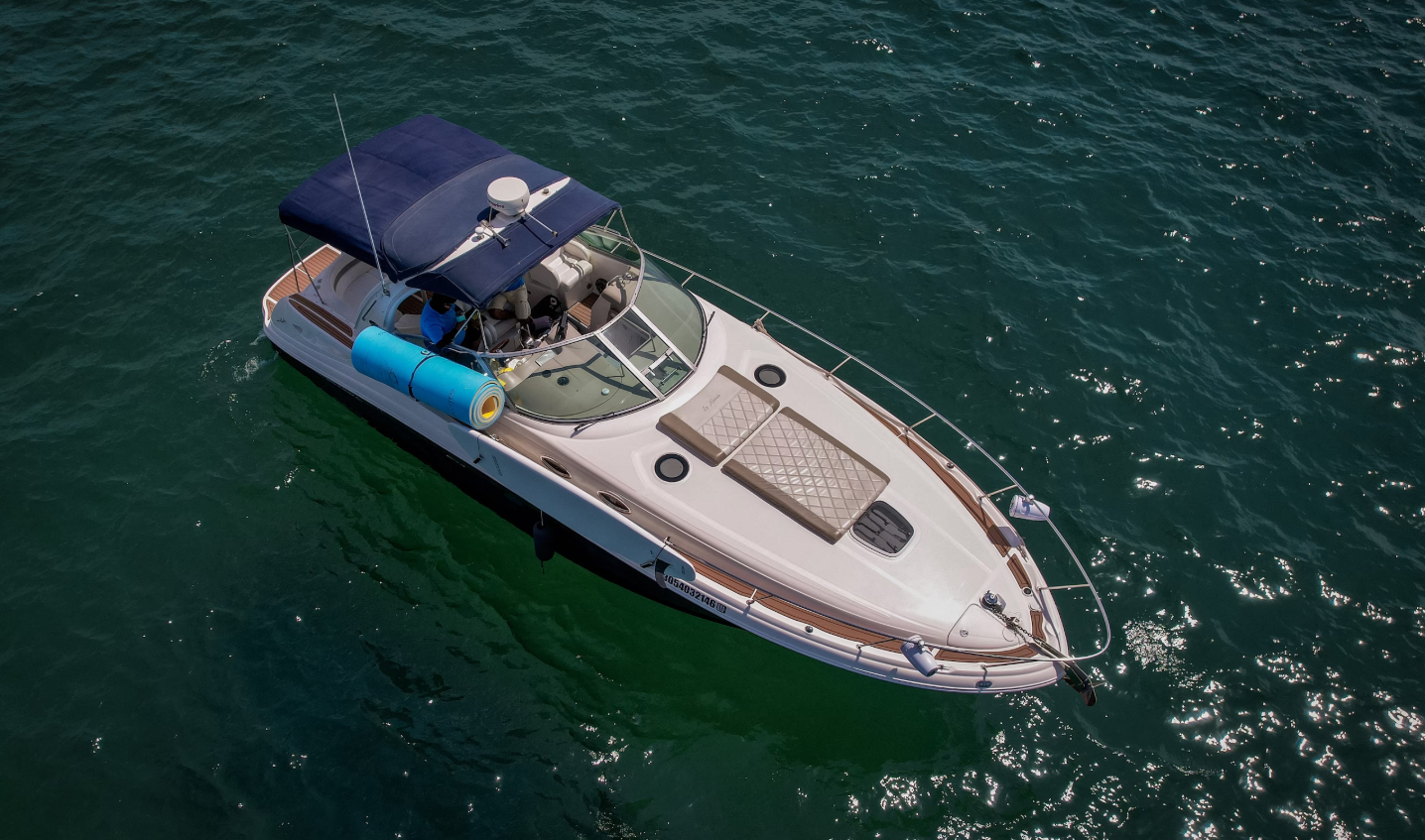 38-Ft Sundancer Captain-Led Motor Yacht Rental in Cabo San Lucas