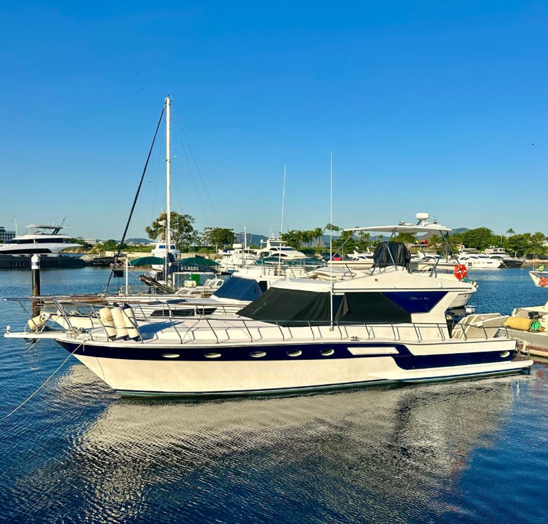 Cruise on a Private Classic Yacht in Rio de Janeiro: 55-Ft Carbras Mar “Columbia”