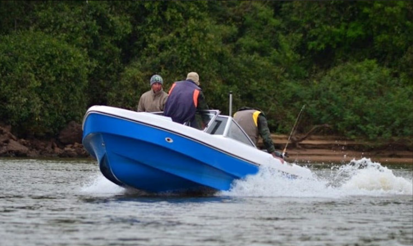 Enjoy Fishing in Corrientes, Argentina aboard a Bowrider