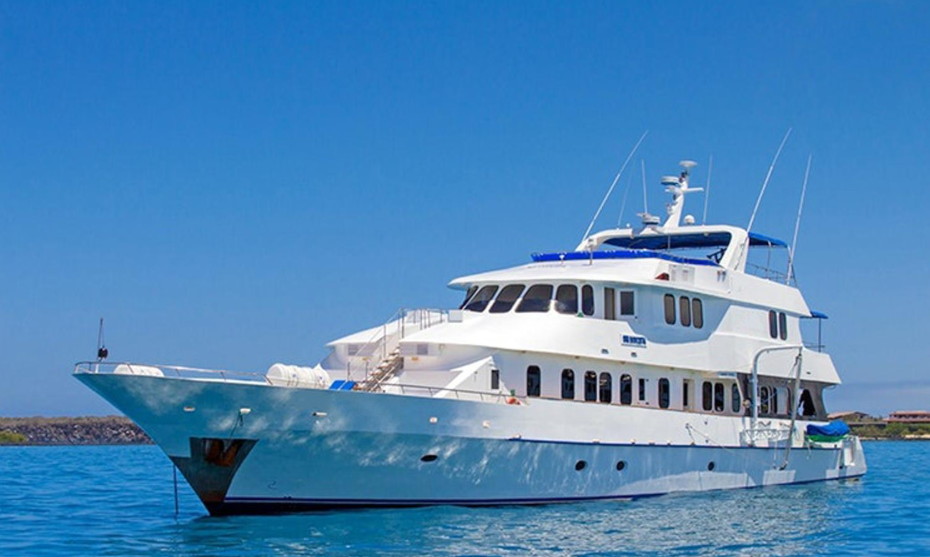 Charter a 125-Ft Megayacht in Quito, Ecuador