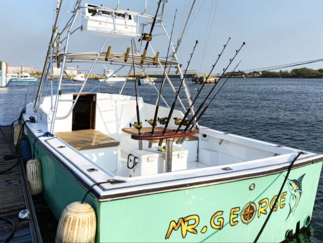 31-Ft Sportfishing Yacht in Puerto San José | Captain Included