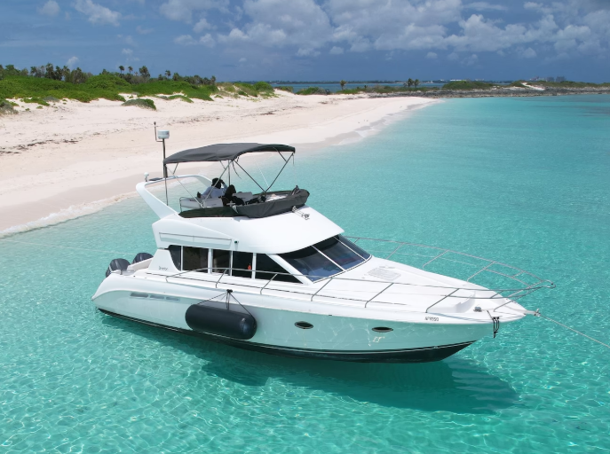 Private Yacht Getaway to Rose Island – Silverton 362 Flybridge