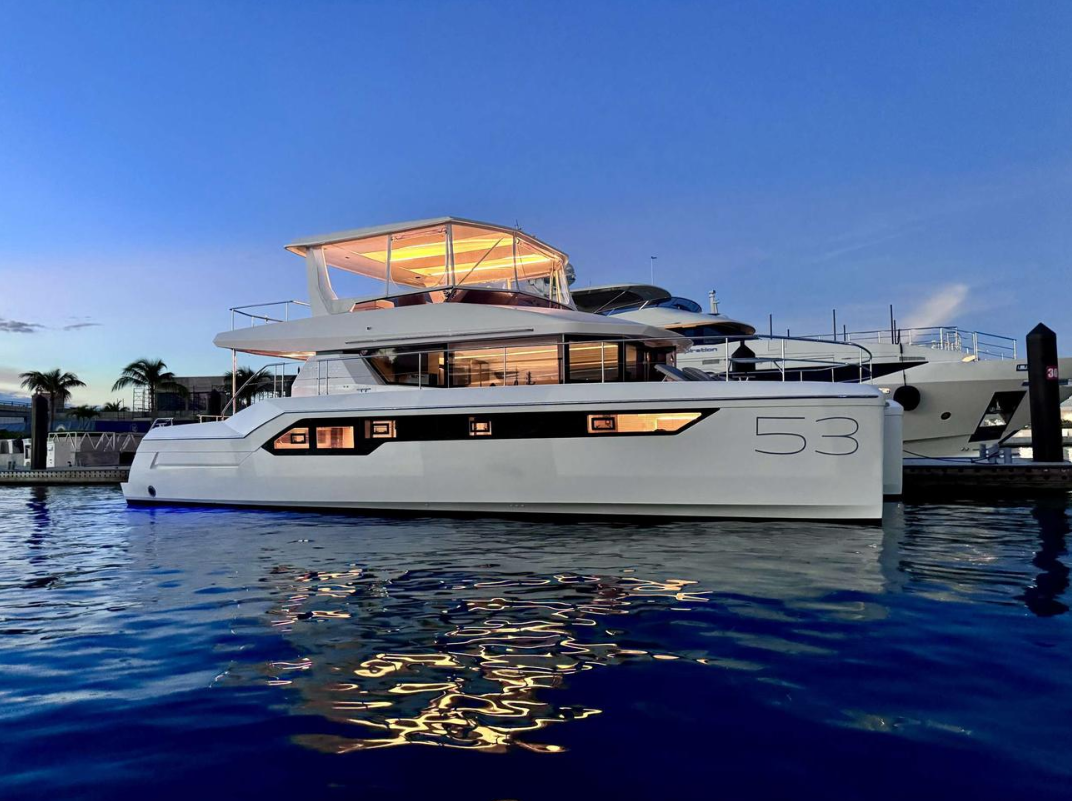 53-Ft Leopard Power Catamaran | Heart of the Bahamas