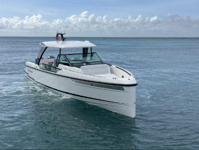 2025 Saxdor 320GTO Yacht — Catalina & Saona Island Excursion